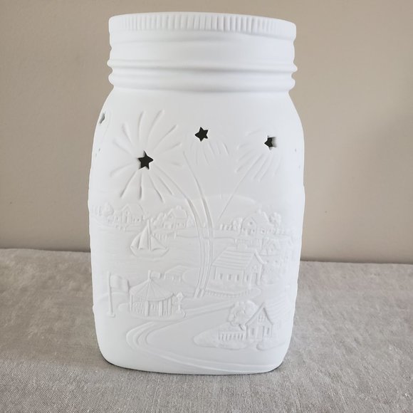 SCENTSY Celebrate Warmer White Ceramic Wax Melt Holder Canada Day Fireworks - Picture 4 of 7
